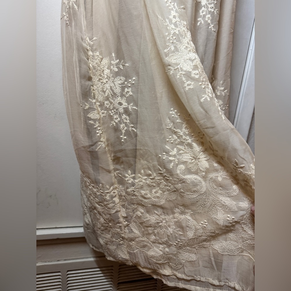 Bohme Alora Embroidered Floral Champagne Cream Tulle Maxi Dress Size Medium - Picture 9 of 16